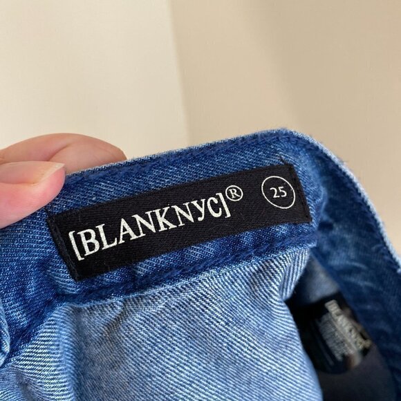 Blank NYC Asymmetrical Keltie Denim Mini Skirt NWT - Picture 8 of 10